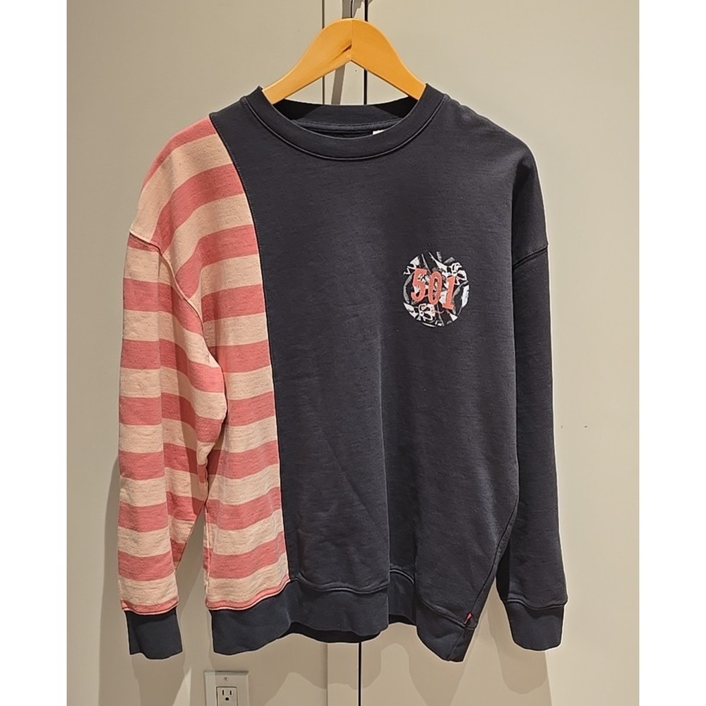 Levis 501 Colorblock Striped Crewneck Sweatshirt Navy Pink Small
